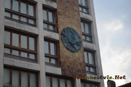 Декор здания в Ллорет-де-Мар Декор здания в Ллорет-де-Мар