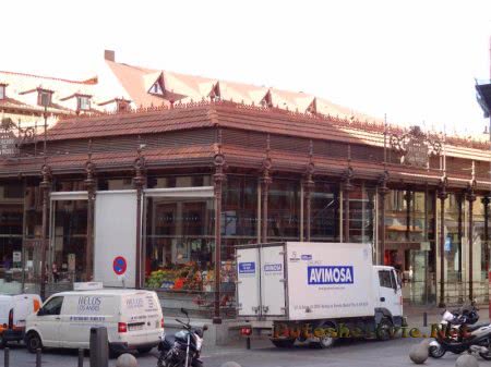 Рынок Сан Мигель в Мадриде Рынок Сан Мигель в Мадриде