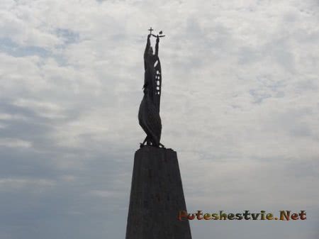 Символичная скульптура в Несебре Символичная скульптура в Несебре