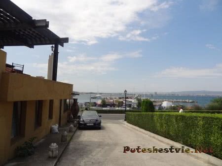 Дорога к морю в Несебре Дорога к морю в Несебре