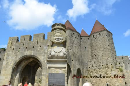 Французский город-крепость Каркассон