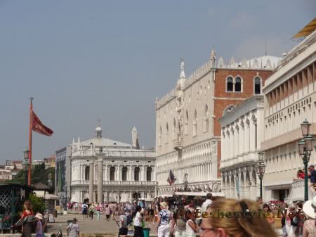 современный карнавал в Венеции