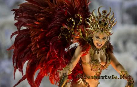 красивые девушки на карнавале в Бразилии