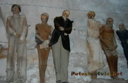 Катакомбы капуцинов в Палермо Катакомбы капуцинов в Палермо