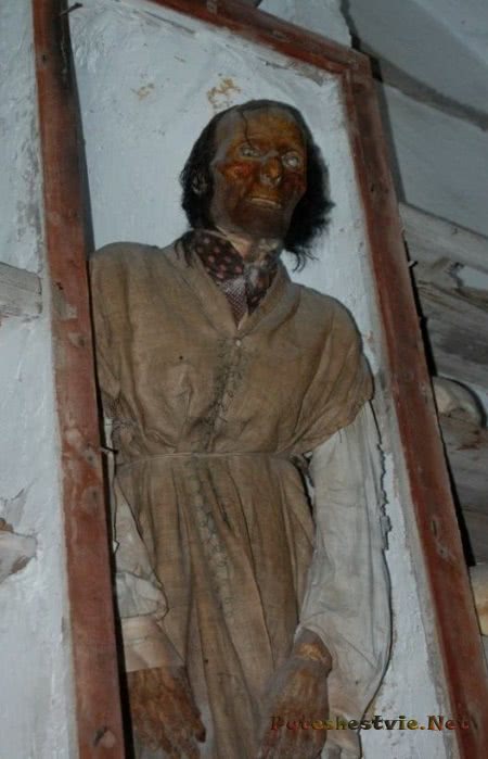 Катакомбы капуцинов в Палермо Катакомбы капуцинов в Палермо