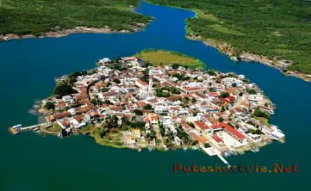 Город-остров Мескальтитан Город-остров Мескальтитан