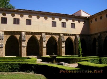 Отели в монастырях Испании