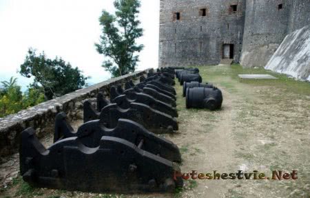 Крепость Ла-Ферьер