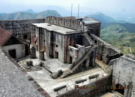 Крепость Ла-Ферьер