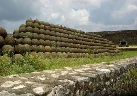Крепость Ла-Ферьер