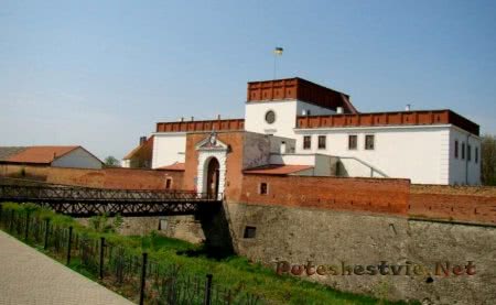 Замки Украины Замки Украины