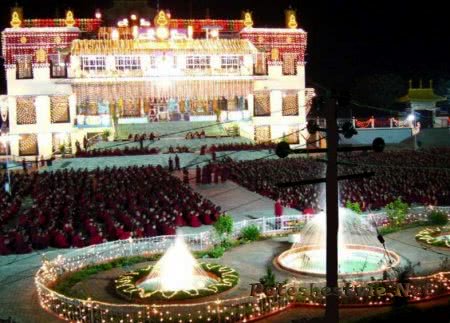 Тибетские монастыри