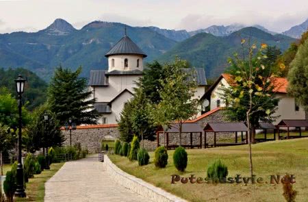 Соборы и монастыри Черногории