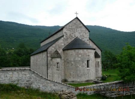 Соборы и монастыри Черногории