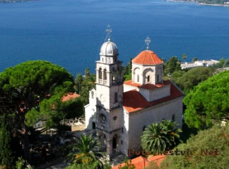 Соборы и монастыри Черногории