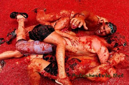 Фестиваль томатов в Испании