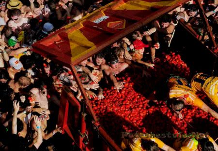 Томатина - Фестиваль в Испании