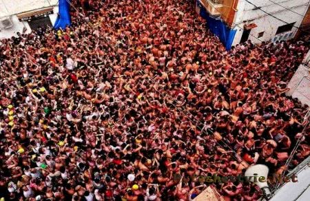 La Tomatina - Фестиваль томатов в Испании