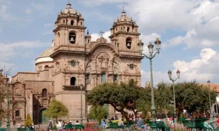Кафедральные соборы в Перу