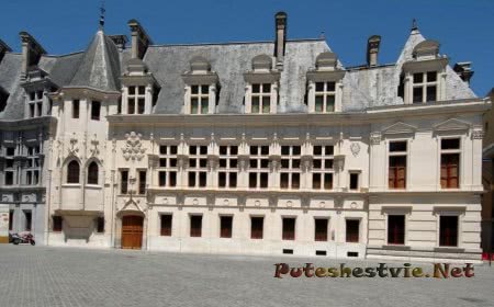 Французский город Гренобль Французский город Гренобль