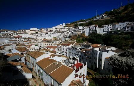 Испанский город Сетениль-де-лас-Бодегас