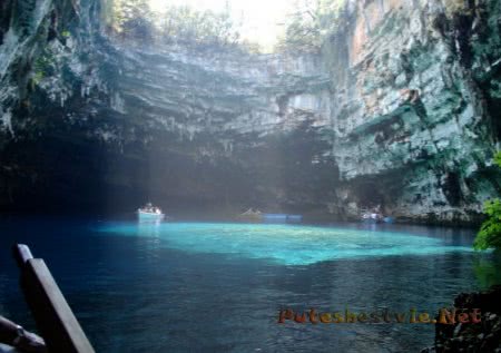 Озеро Мелиссани Озеро Мелиссани