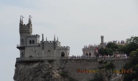 Замок «Ласточкино гнездо»