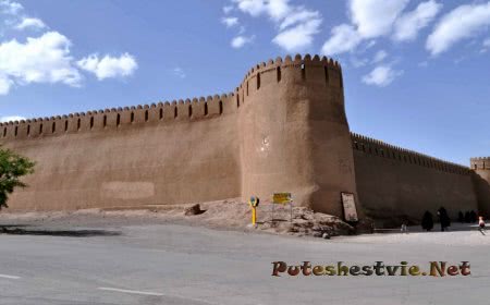 Древняя крепость Арг-е Бам в Иране Древняя крепость Арг-е Бам в Иране