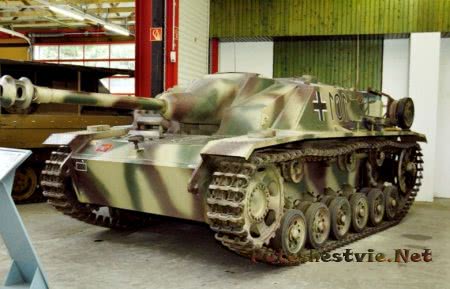 танк штуг в музее в Мунстере танк штуг в музее в Мунстере