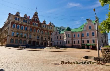 Площадь Старой ратуши в Выборге