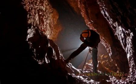 Спелеологические путешествия по России Спелеологические путешествия по России