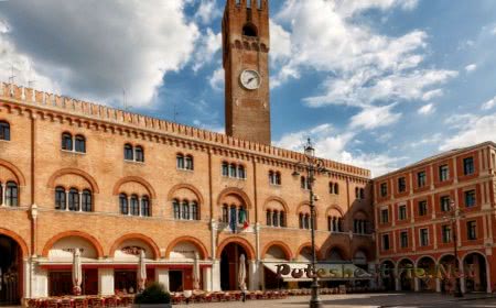 Городская ратуша Городская ратуша