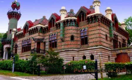 Особняк Эль Капричо