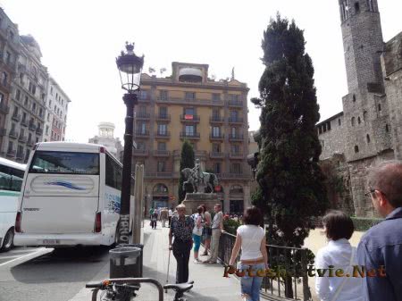 путешествие по Барселоне на автобусе путешествие по Барселоне на автобусе