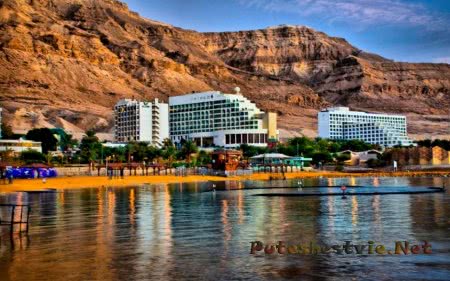 Курорт Эйн-Бокек на Мертвом море