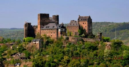 Отель-замок Шенбург