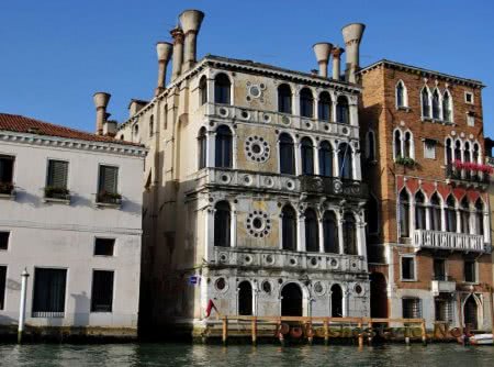 Дворец КаДарио Дворец КаДарио