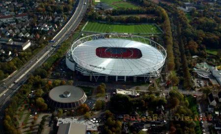 Стадион Бай Арена