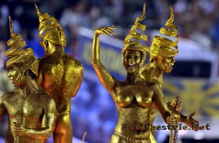 Карнавал в Аргентине в Гуалегуайчу Карнавал в Аргентине в Гуалегуайчу