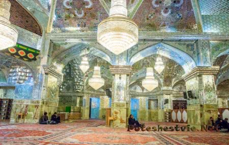 Зеркальная мечеть Шах-Черах в городе Шираз