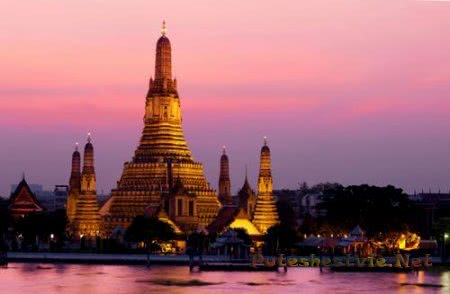 Храм Ват Арун в Бангкоке