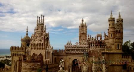 Замок Коломарес в городе Бенальмадена Замок Коломарес в городе Бенальмадена