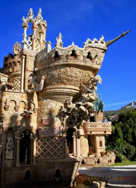 Замок Коломарес в городе Бенальмадена Замок Коломарес в городе Бенальмадена