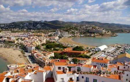 Пенискола - город-крепость в Испании Пенискола - город-крепость в Испании