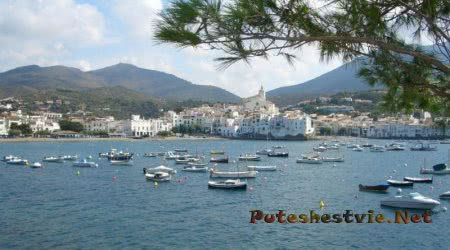 город Кадакес город Кадакес