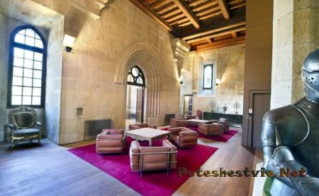 Замок Бутрон в Стране Басков Замок Бутрон в Стране Басков