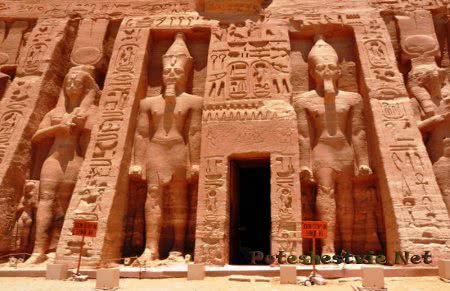 Храмовый комплекс Абу-Симбел в Египте