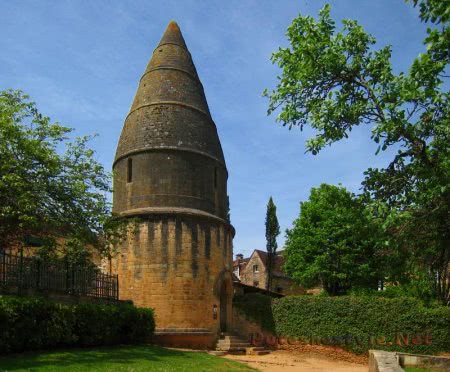 Фонарь мертвецов Фонарь мертвецов