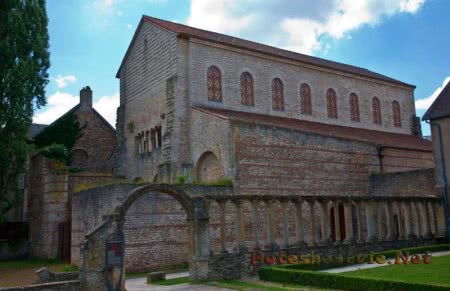 Церковь Сен-Пьер-о-Ноннен