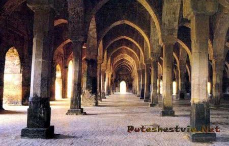 Город мечетей Багерхат